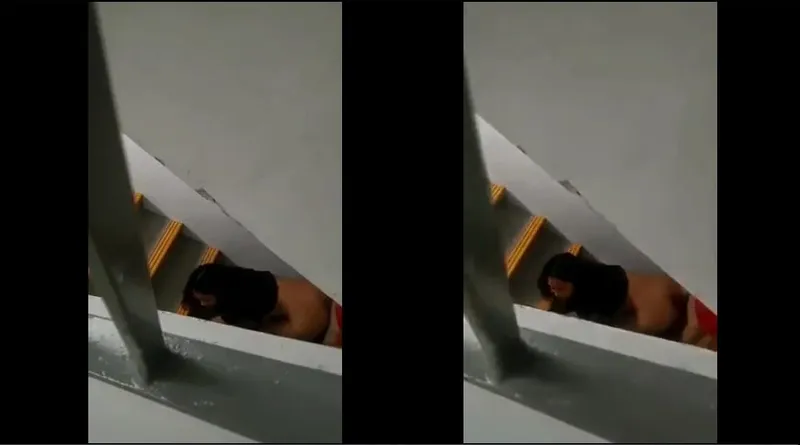 Quay lén cắm sừng lén lút ở thang bộ chung cư