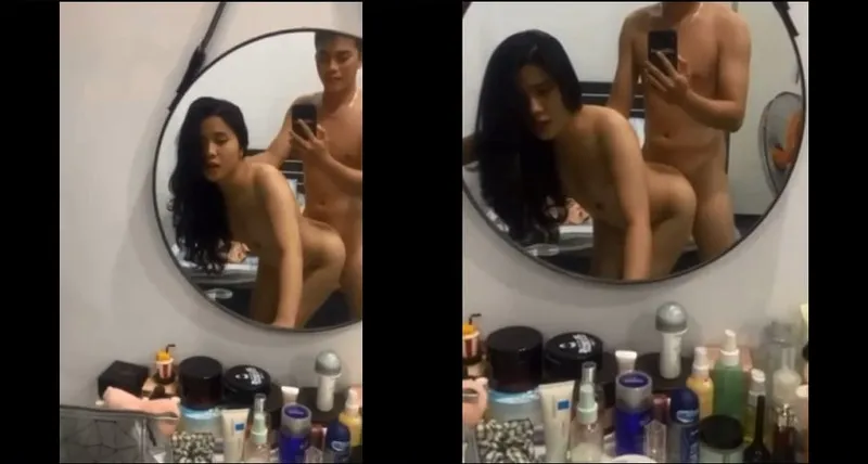 Quan hệ học sinh nữ xinh như hoa trước gương