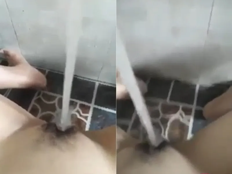 Bồ móc lồn cực mạnh với vòi nước